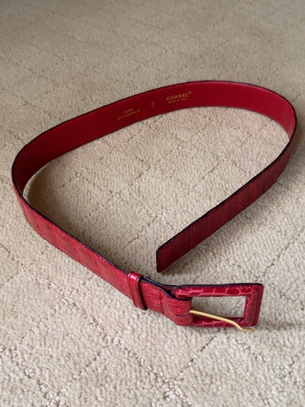 Red Chanel Crocodile Belt - Picture 2 of 7